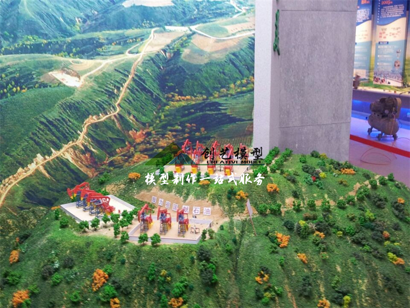 石油開發(fā)及儲(chǔ)存演示模型