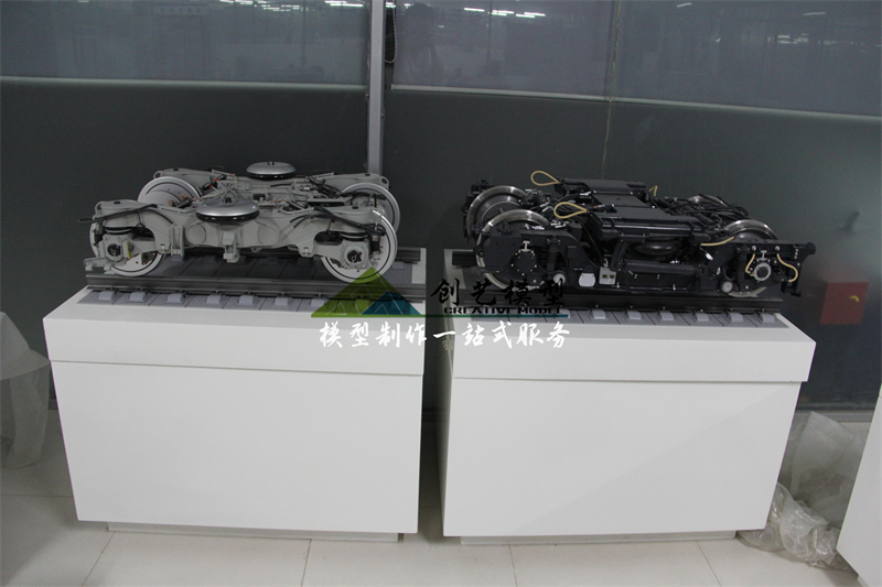 動(dòng)車轉(zhuǎn)向架1:5模型