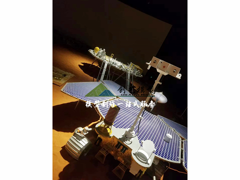 天問一號火星車模型