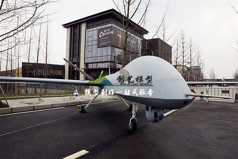 翼龍無人機(jī)1:1模型